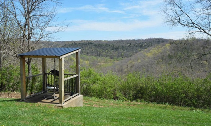 Frankfort House | Home in Frankfort countryside-close to distilleries, Keeneland &Churchill Downs!