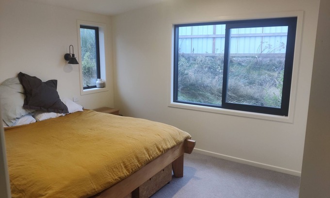 Lake Hawea House | Home in Hawea