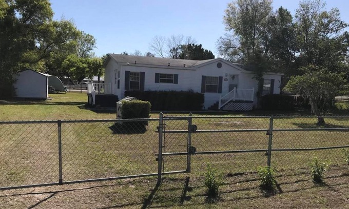 Homosassa House | Home in Homosassa Springs