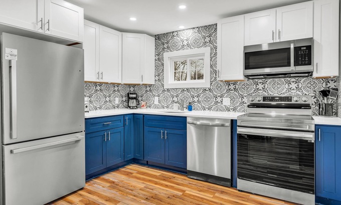 Southern Coast House | Home on Historical Springs Island and Saco River + Gym