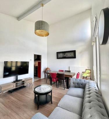 Cergy Apartment | Home seventy - Guest House