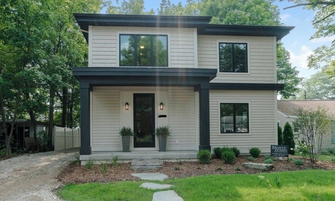 Ottawa Beach House | Home Sweet Holland