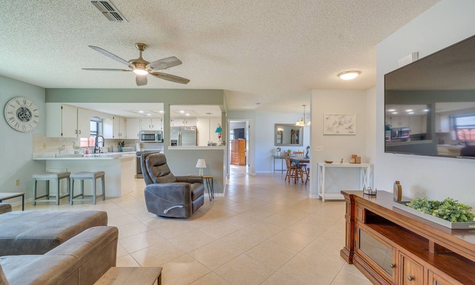 Dunnellon House | Home w/Patio & Grill: 2 Mi to Rainbow Springs!