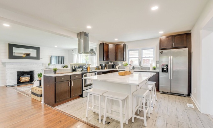 Parkville House | Home w/Patio & Large Yard in Parkville