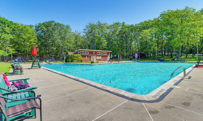 Jim Thorpe House | Home w/Pool & Lake in Jim Thorpe: 6 Mi to Dtwn!
