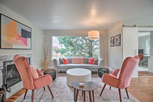 Glen Ellyn House | Home with Office and Yard 25 Mi to Downtown Chicago!