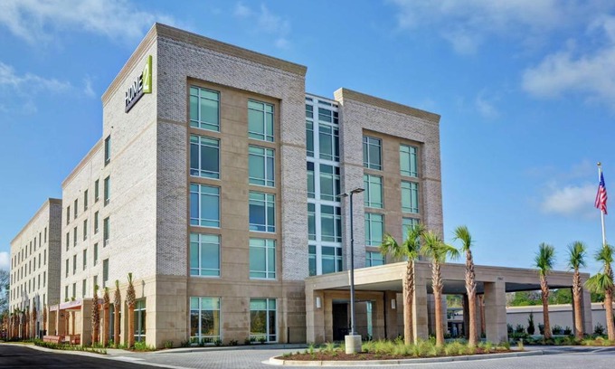 West Ashley Hotel | Home2 Suites Charleston West Ashley