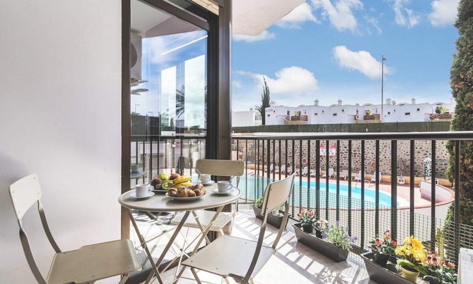 Playa del Ingles Apartment | Home2Book Cozy Apartment Playa del Inglés, Pool