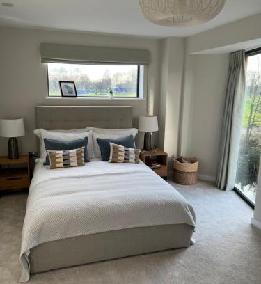 Ashford House | Home2Us