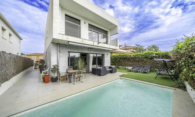 Pineda de Mar Villa | HomeHolidaysRentals Colors - Costa Barcelona
