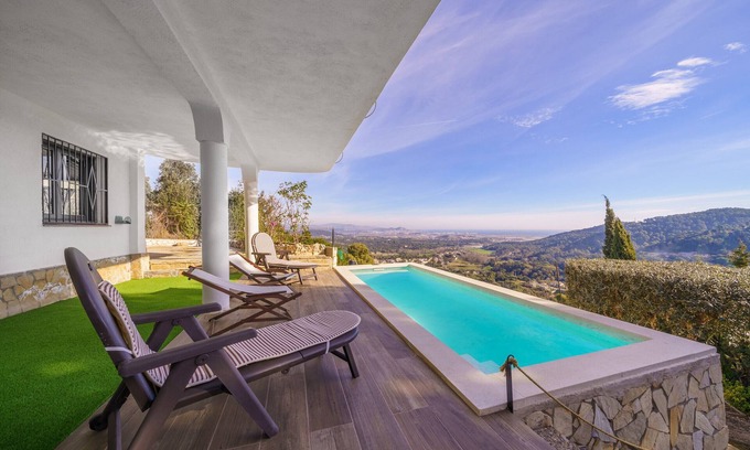 Palafolls Villa | HomeHolidaysRentals Dorada - Costa Barcelona
