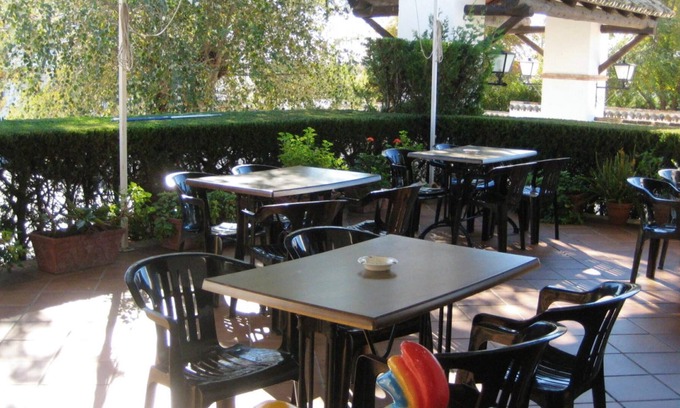 Hornachuelos House | Homerez - Amazing house for 6 ppl. with shared pool at Hornachuelos