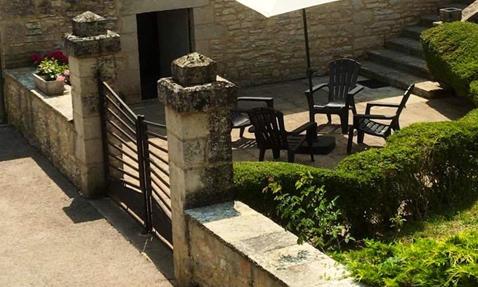 Salviac House | Homerez - Amazing house for 8 ppl. with garden and terrace at Salviac