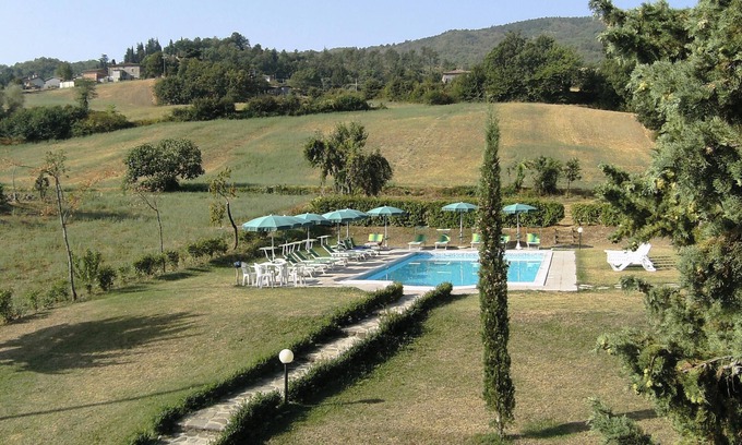 Caprese Michelangelo Apartment | Homerez - Apt in Caprese Michelangelo