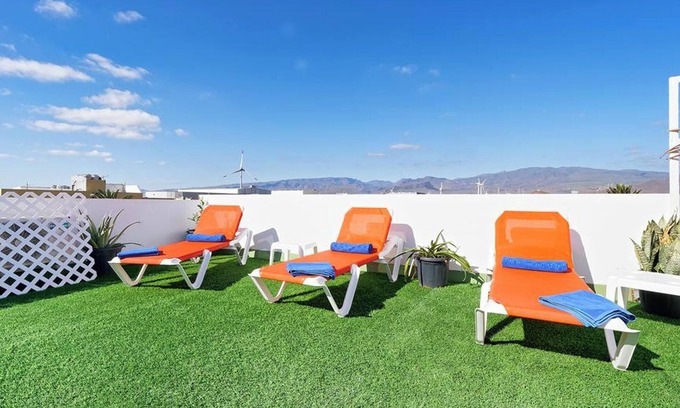 Playa de Arinaga Apartment | Homerez - Apartment in Arinaga.