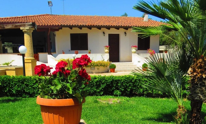 Parabita Apartment | Homerez - Beautiful appartement 7 km away from the beach for 4 ppl. at Parabita