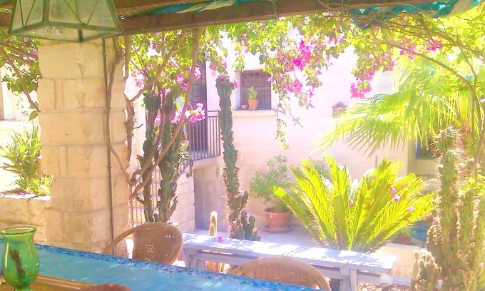 Serrano Apartment | Homerez - Big appartement for 9 ppl. at Serrano