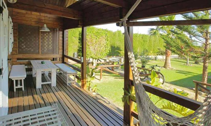 Tarifa House | Homerez - Bungalow 3 km from the beach for 6 pers. with garden in Tarifa