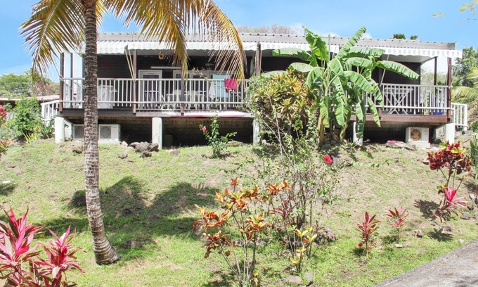 Bouillante House | Homerez - Bungalow in Bouillante