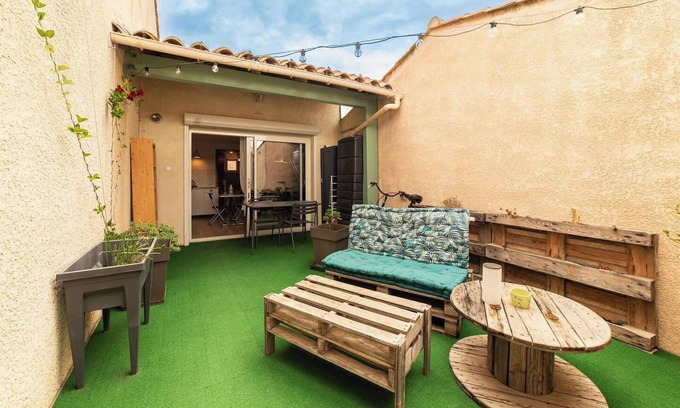 Sigean Apartment | Homerez - Charming Sigean Apartment - 23 m² - Air Conditioning