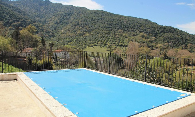 Benamahoma Villa | Homerez - Charming Villa in Benamahoma + Private Pool