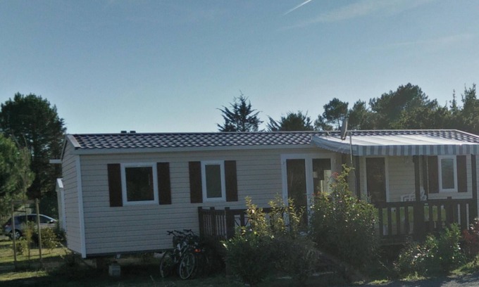 Gastes House | Homerez - Comfortable Bungalow in Gastes with Pool