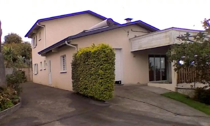 La Riviere Saint-Louis House | Homerez - House 10 km away from the beach for 13 ppl. with garden at Saint-Louis