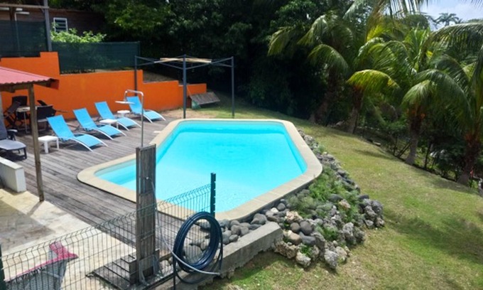 L'Houezel House | Homerez - Nice bungalow 1 km away from the beach for 2 ppl. with shared pool