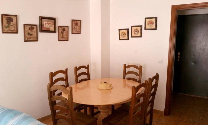 El Bosque House | Homerez - Nice house for 6 ppl. with shared pool and terrace at El Bosque