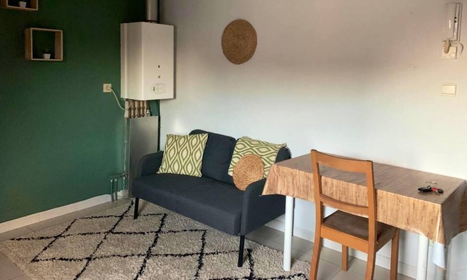 Saint-Nicolas Apartment | Homerez - Nice studio for 2 ppl. at Saint-Nicolas