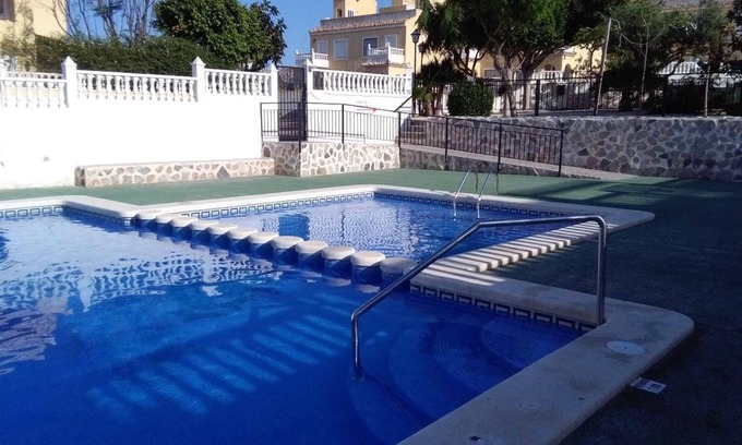 Los Arenales del Sol House | Homerez - Spacious house 900 m away from the beach for 7 ppl. with shared pool