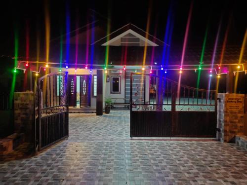 Perak Tengah District House | Homestay Gerbang Desa Seri Iskandar