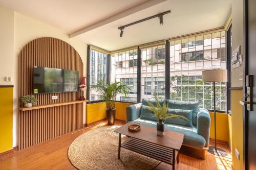 Trang Tien Apartment | Homestay Hoan Kiem 2BR w/bathtub