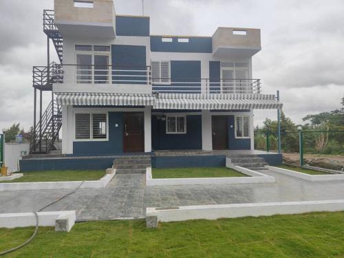 Chikkaballapur House | Homestay Near Nandi, Muddenahalli