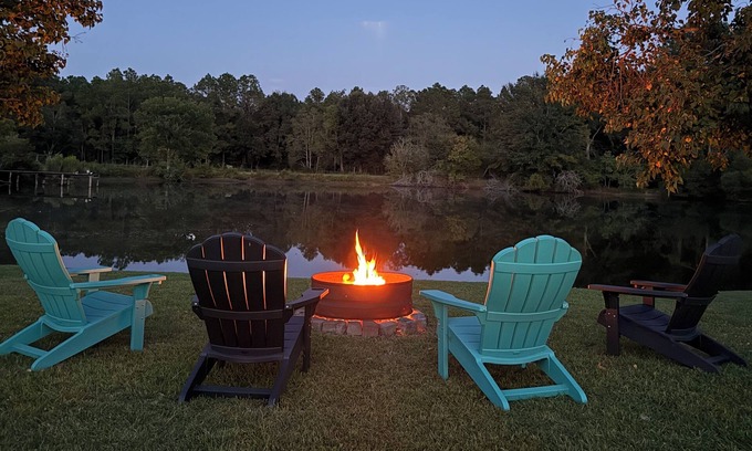 Gulfport House | Hometown Hideaway: Quiet Lake House with Private Pool on the MS Gulf Coast