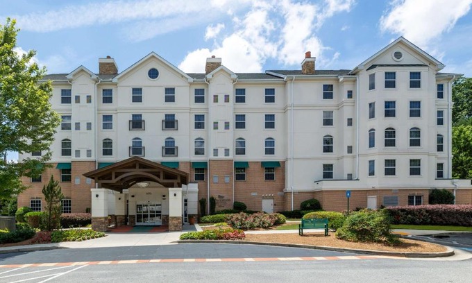 Lawrenceville Hotel | Homewood Suites by Hilton Lawrenceville Duluth