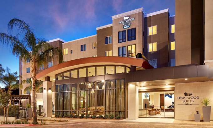 Mission Valley Hotel | Homewood Suites by Hilton San Diego Mission Valley/Zoo