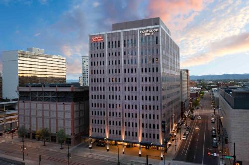 Downtown Denver Hotel | Homewood Suites- Denver Downtown Convention Center