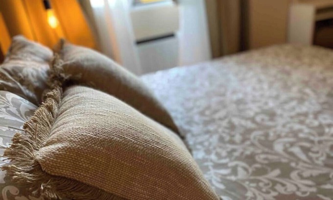 Jaca Apartment | Homey apartment in the center of Jaca for families