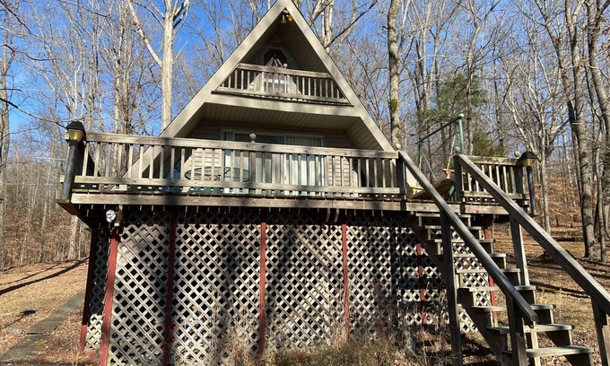 Mammoth Cave House | Homey Hideaway at Brier Creek