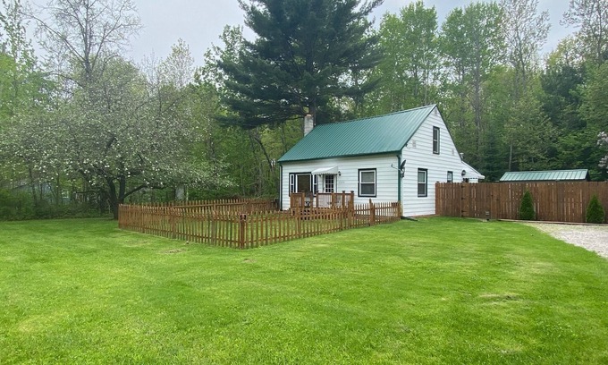 Roscommon County House | Homey Houghton Haven