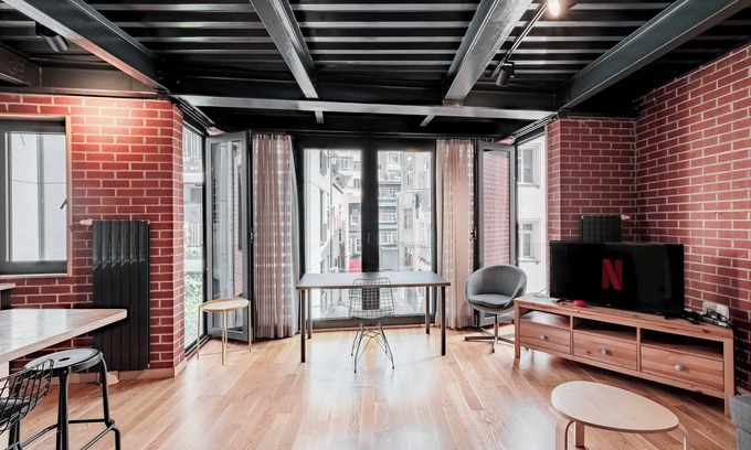 Taksim Apartment | Homie Suites | Cihangir | 1br Apartment #L4