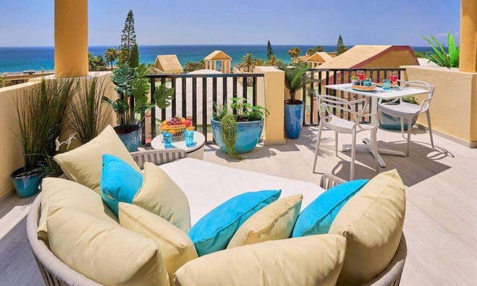 Costa del Sol Occidental Apartment | Honeymoon Suite Corner