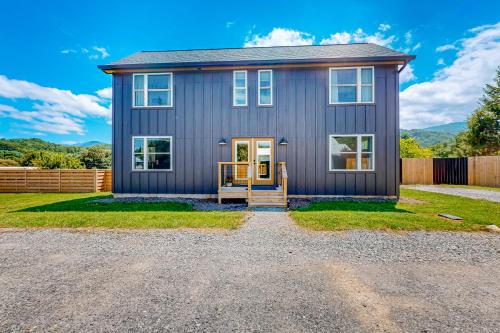 Waynesville House | Hope's Haven