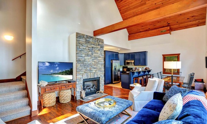 Townville House | Hopkins Rd
