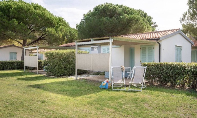 Piombino Apartment | Horizon Charming two-room apartment, WIFI, A.C, in village with 6 pools