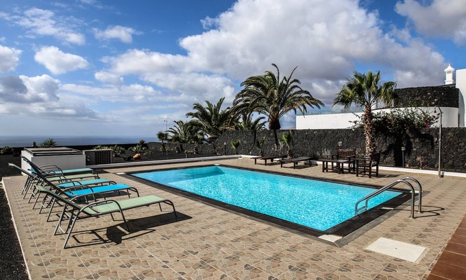 Macher Ski Chalet | Horizon Luxury -A peaceful oasis with private pool