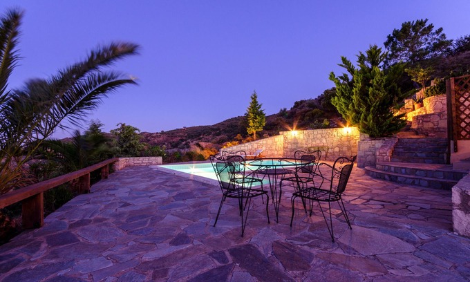 Achlada Villa | Horizon villa a great place to relax and explore