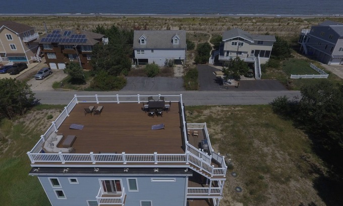 Broadkill Beach House | Horseshoe Haven - Roof Deck, Beach & Marsh Views, Game Room, 3min. walk to Beach