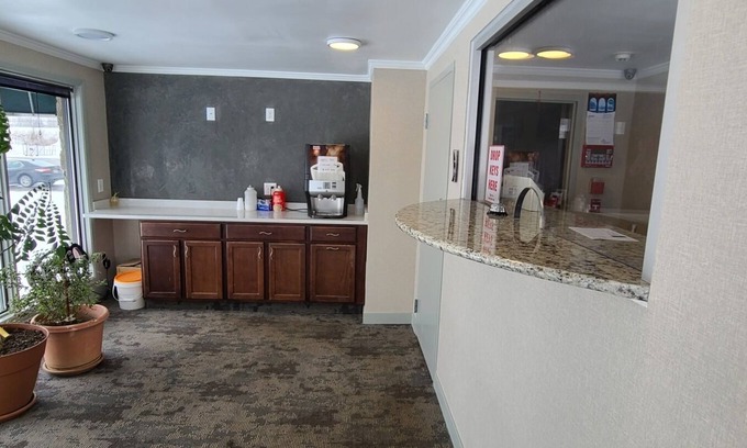 Williamsville Hotel | Hospitality Inn - Buffalo Airport